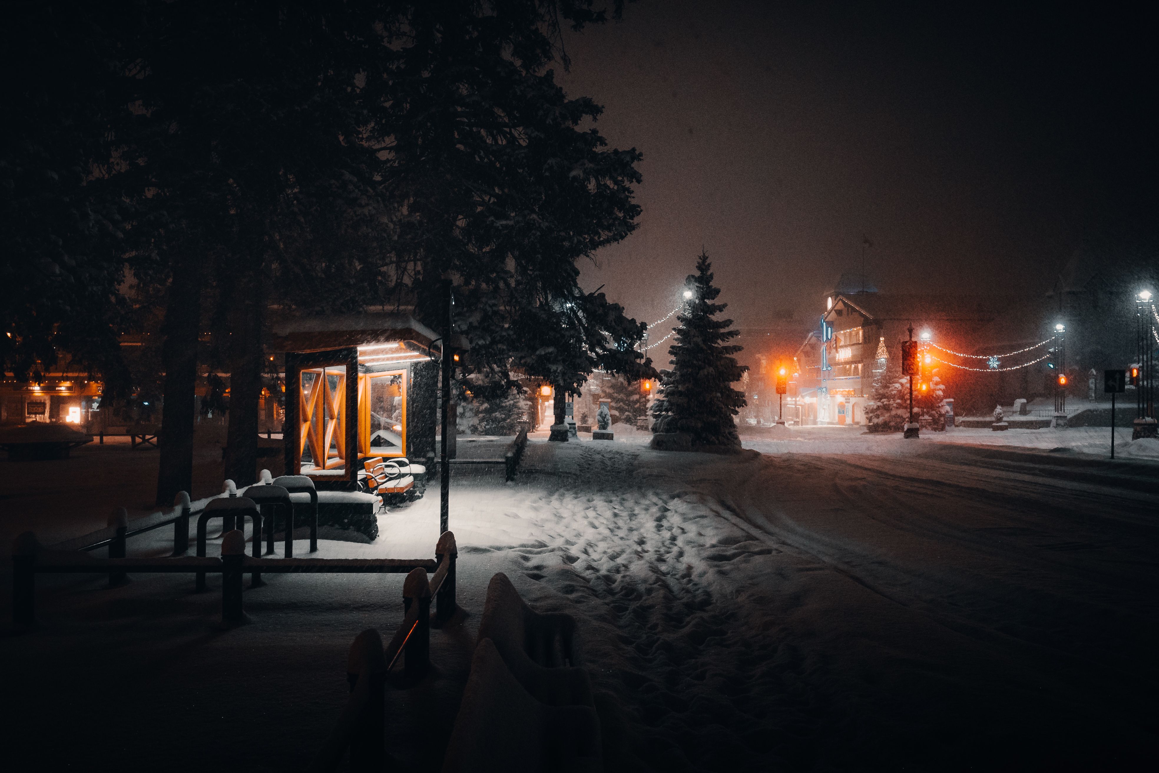 Barrow's Edge after dark — fog, boardwalks, and a single streetlight